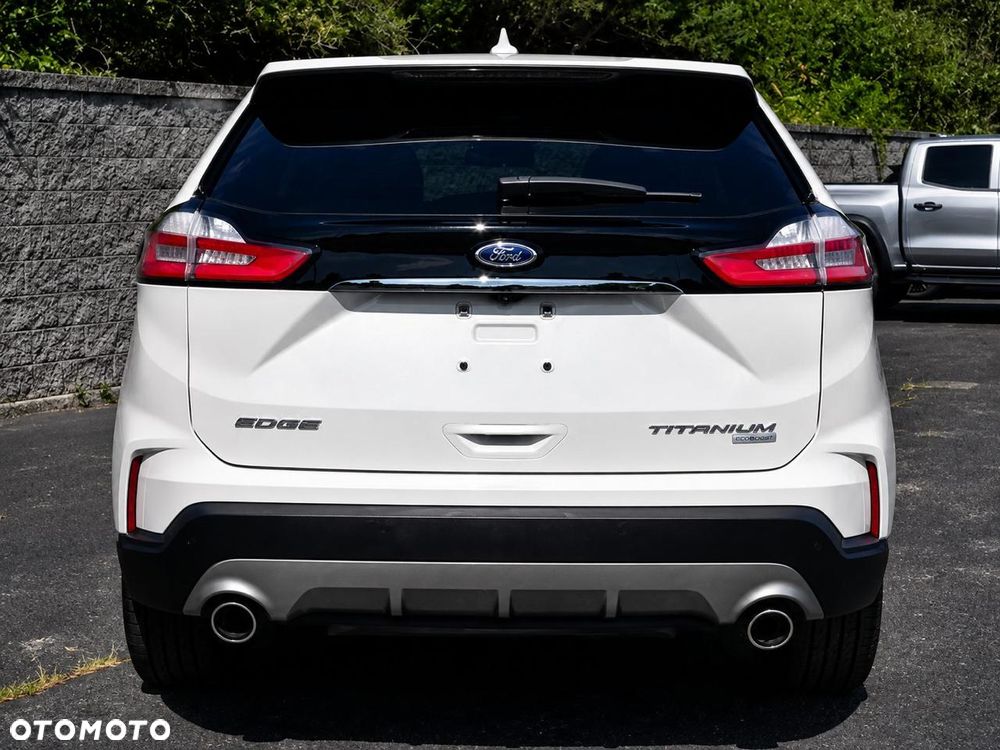 Ford Edge - 5