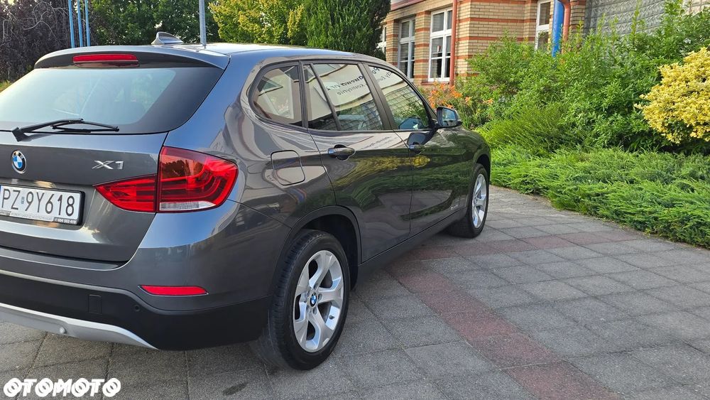 BMW X1 sDrive18i xLine - 34