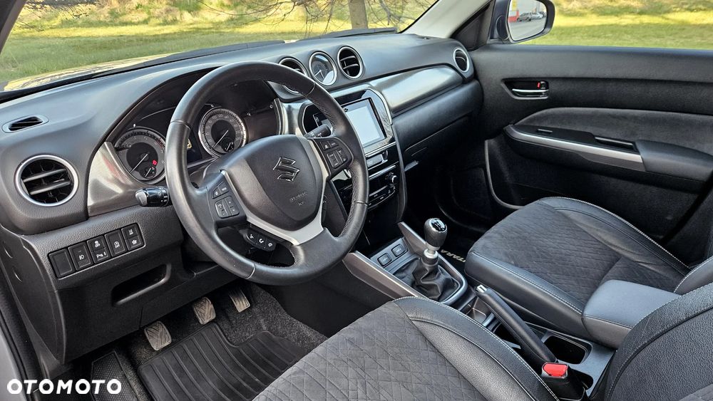 Suzuki Vitara 1.4 Boosterjet Premium 2WD - 5