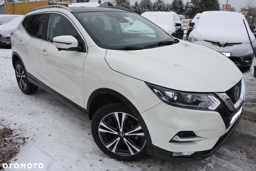 Nissan Qashqai 1.2 DIG-T Xtronic TEKNA - 1