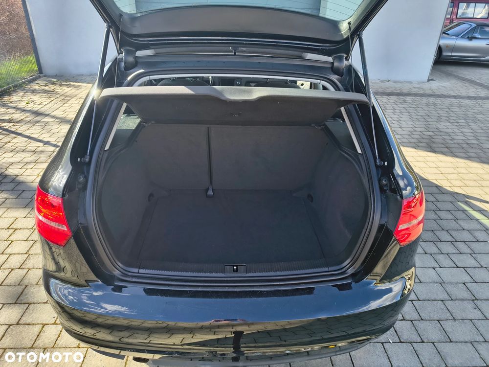 Audi A3 Sportback 1.6 TDI Attraction - 26