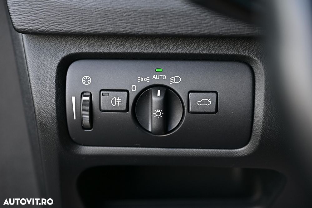 Volvo V40 - 30
