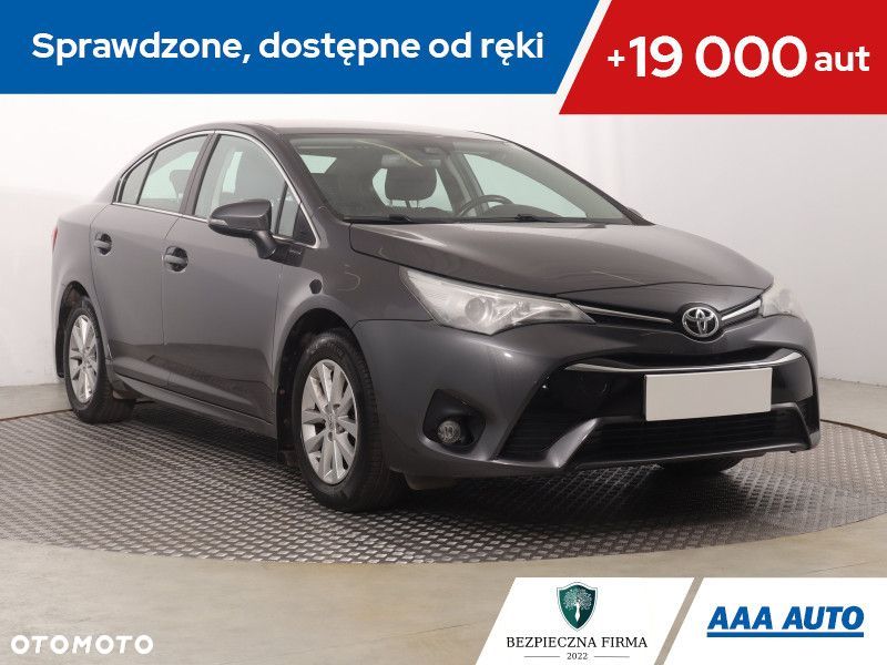 Toyota Avensis - 2