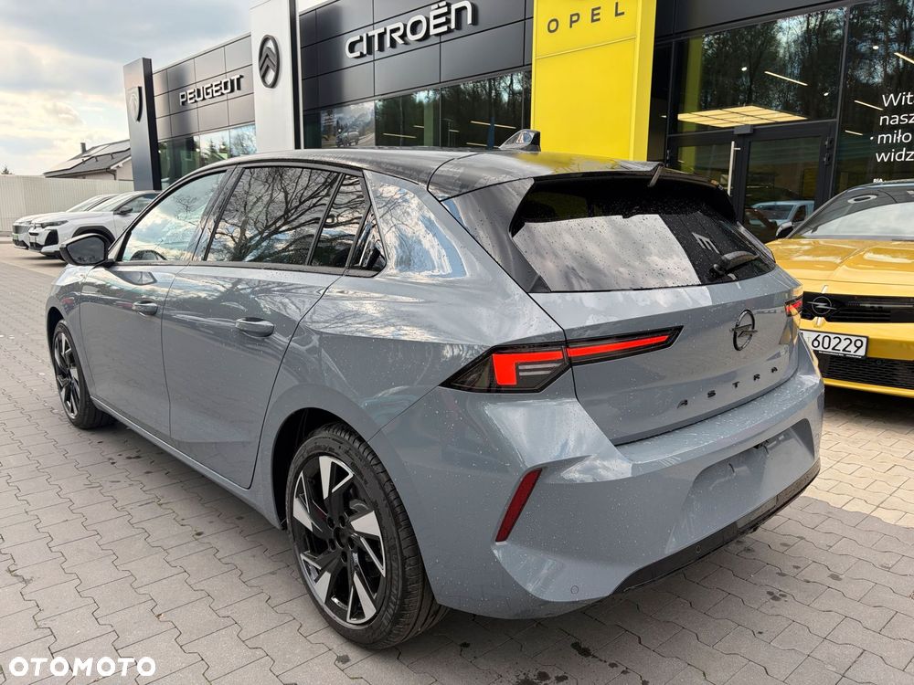 Opel Astra - 4