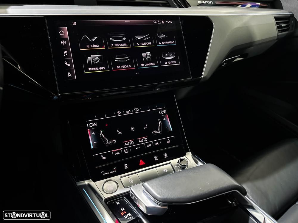 Audi e-tron 50 quattro S line - 48