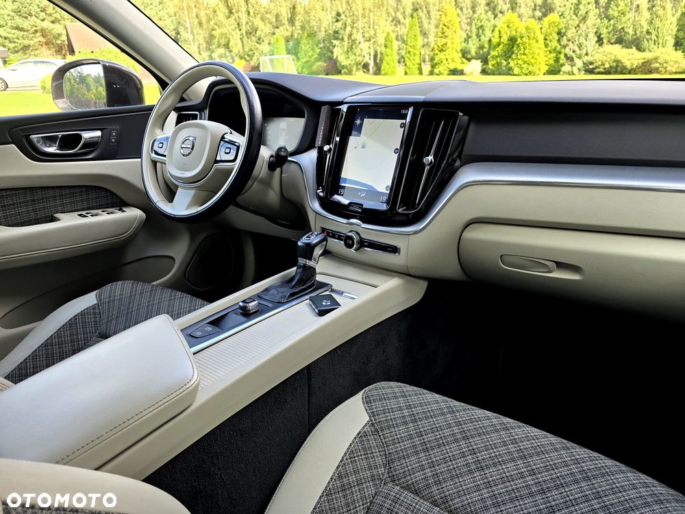 Volvo XC 60 - 36