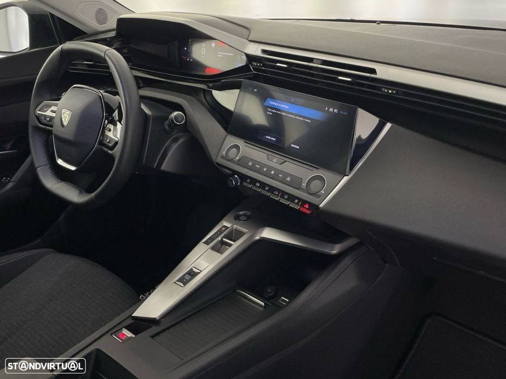 Peugeot 308 1.2 Hybrid Style e-DCS6 - 23