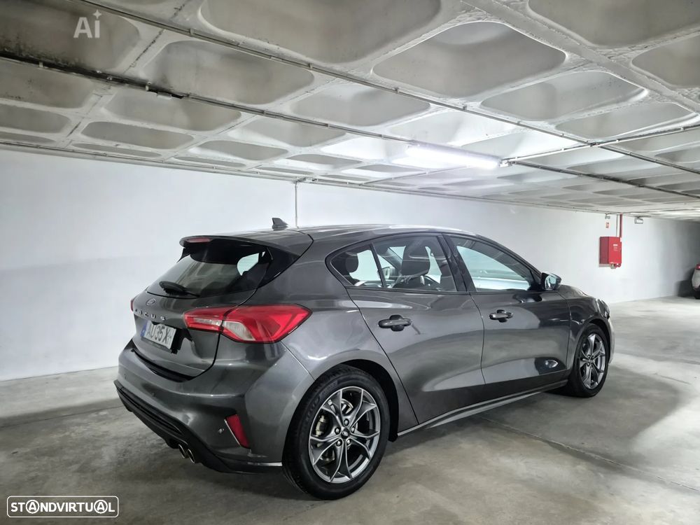 Ford Focus 1.0 EcoBoost Hybrid ST-LINE DESIGN - 3