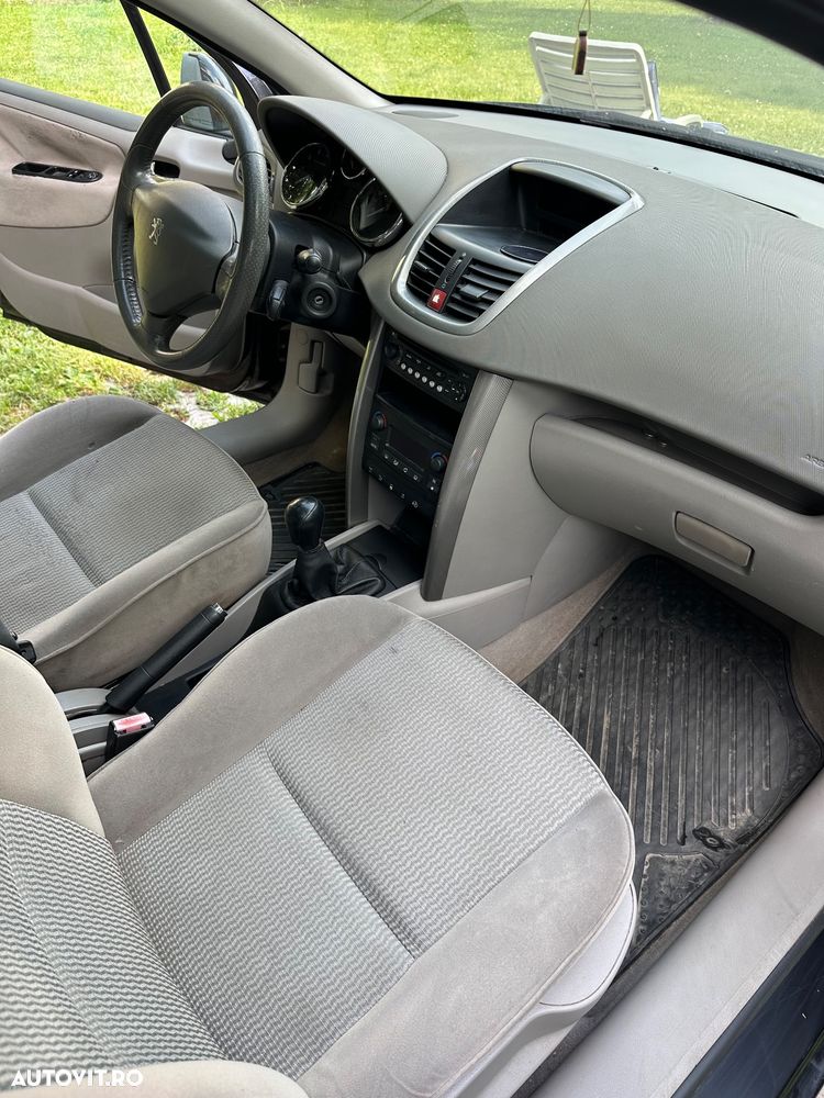 PEUGEOT 207 2008 — imagine 8