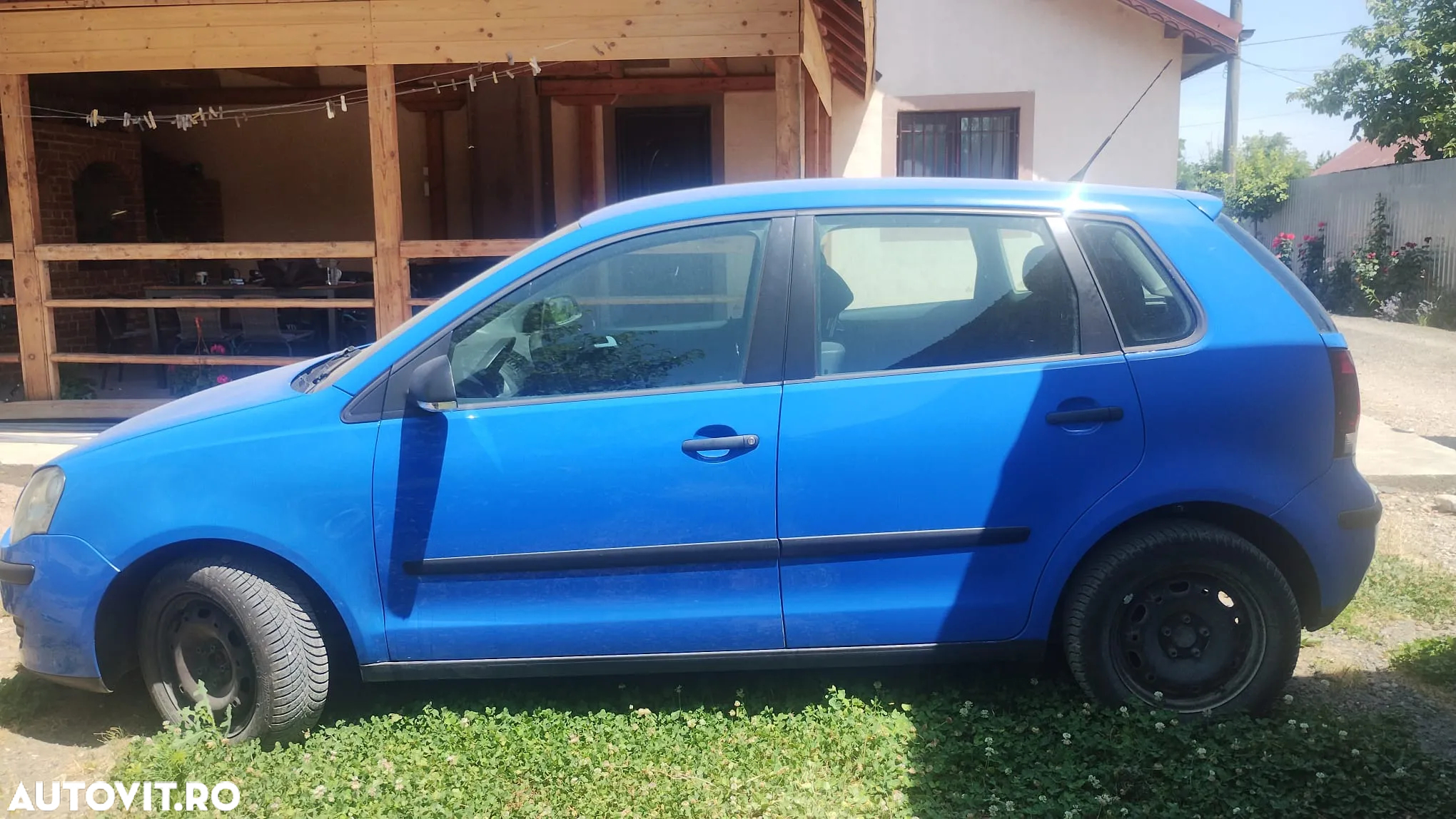 Volkswagen Polo 1.2 Attractive - 4