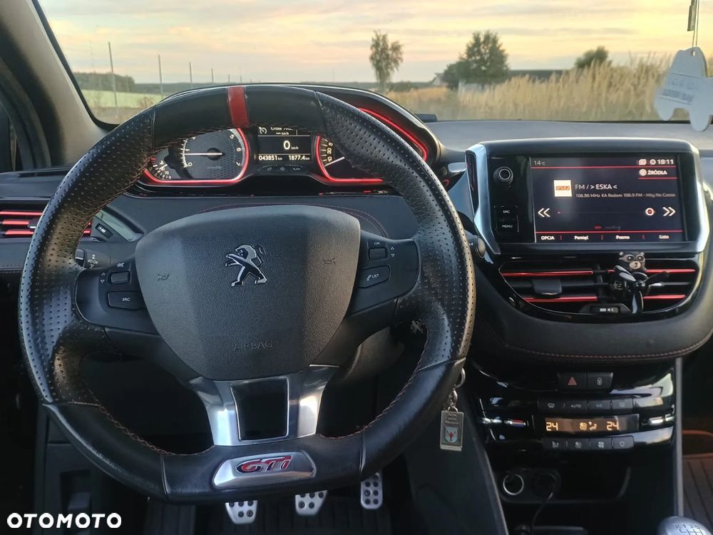 Peugeot 208 1.6 e-THP GTi S&S - 15