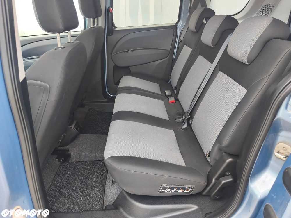 Fiat Doblo - 38