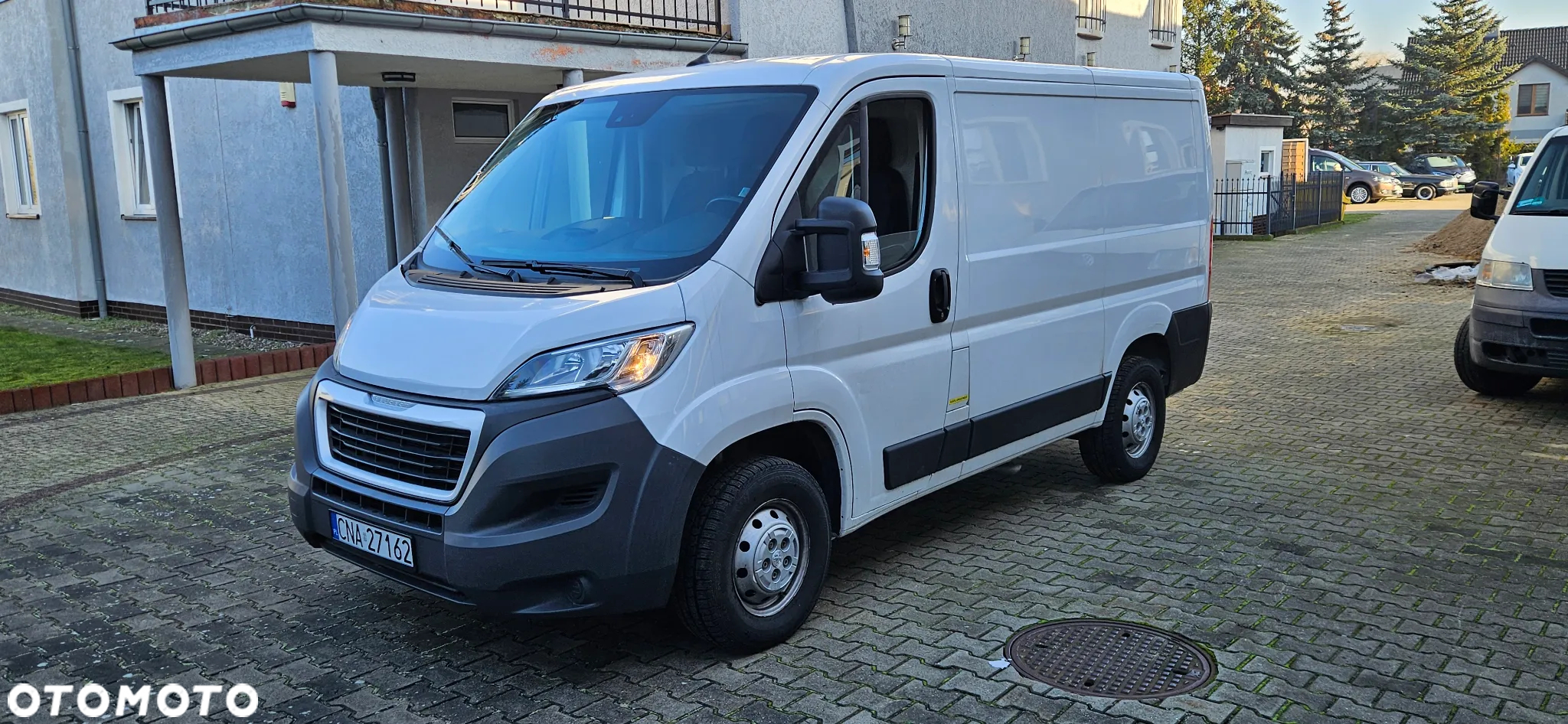 Peugeot Boxer Kombi 330 BlueHDi L1H1 - 5