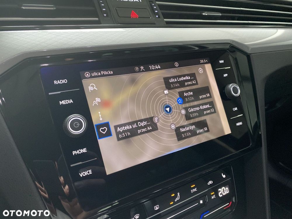 Volkswagen Passat - 17