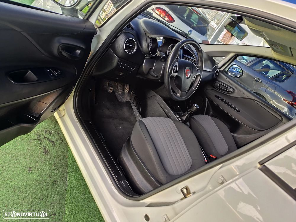 Fiat Punto 1.2 Easy S&S - 23