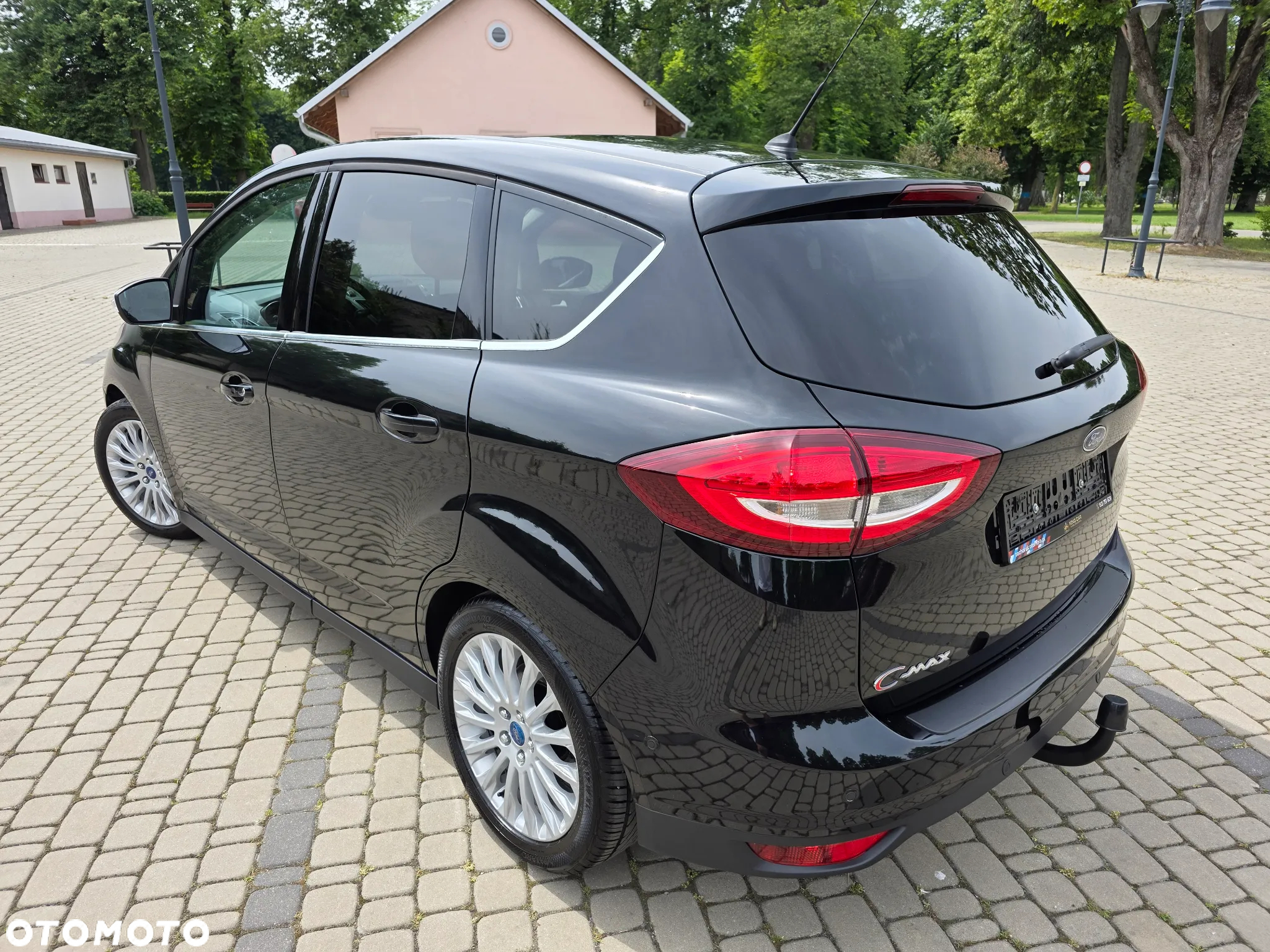 Ford C-MAX 2.0 TDCi Start-Stop-System Titanium - 13
