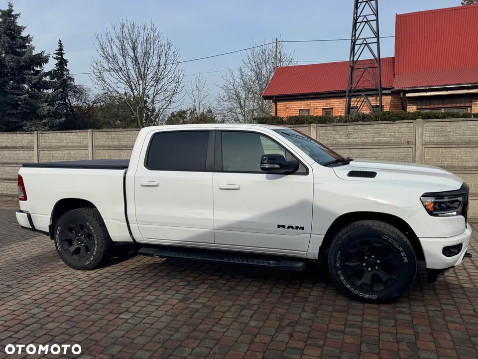 RAM 1500 5.7 Crew Cab Bighorn - 6