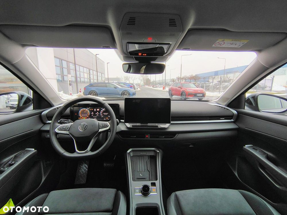 Volkswagen T-Roc - 27