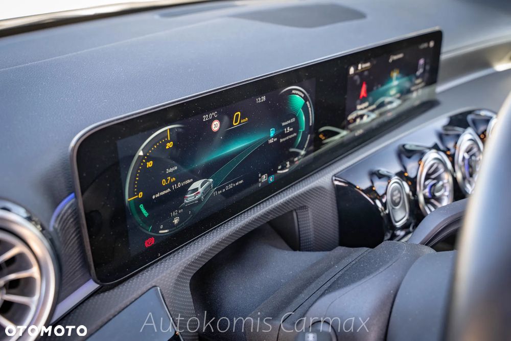 Mercedes-Benz Klasa A 250 4-Matic 7G-DCT - 16