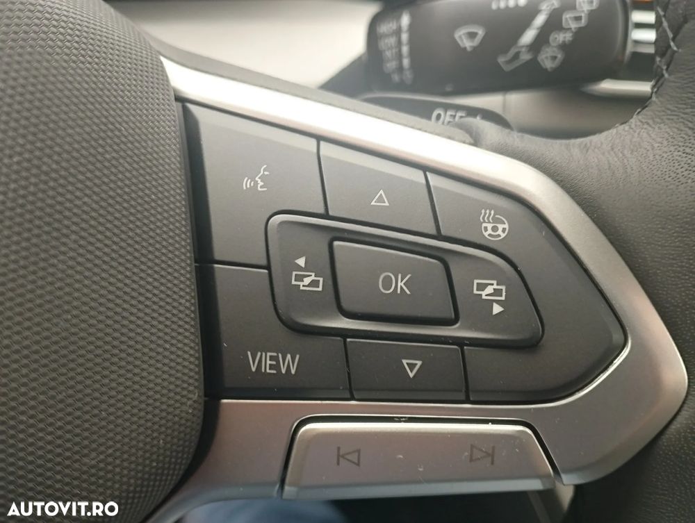 Volkswagen Golf - 16