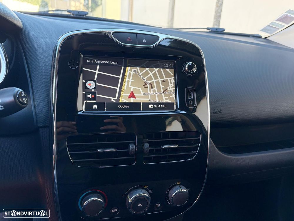 Renault Clio 1.5 dCi Dynamique S - 13