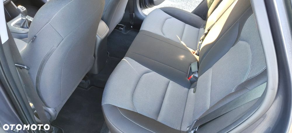 Hyundai i30 1.4 Trend - 11