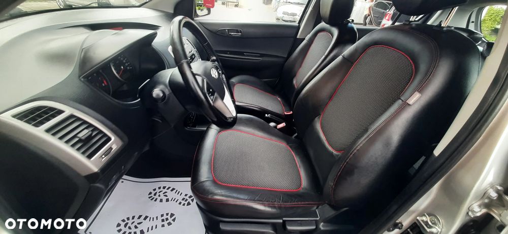 Hyundai i20 - 33