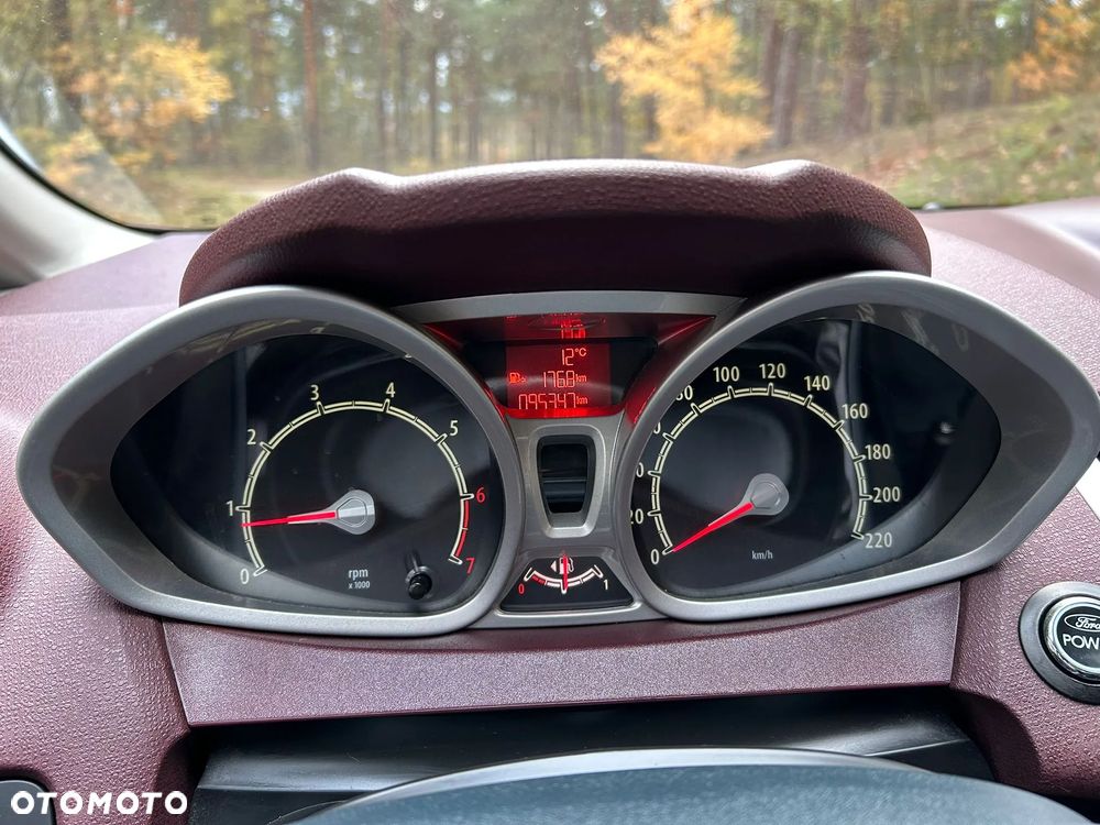 Ford Fiesta 1.6 Ti-VCT Titanium - 12