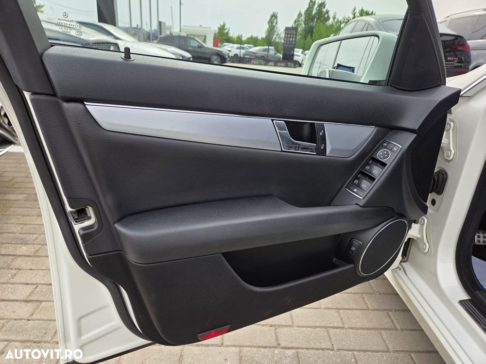 Mercedes-Benz C 180 CDI 7G-TRONIC Avantgarde Edition - 19