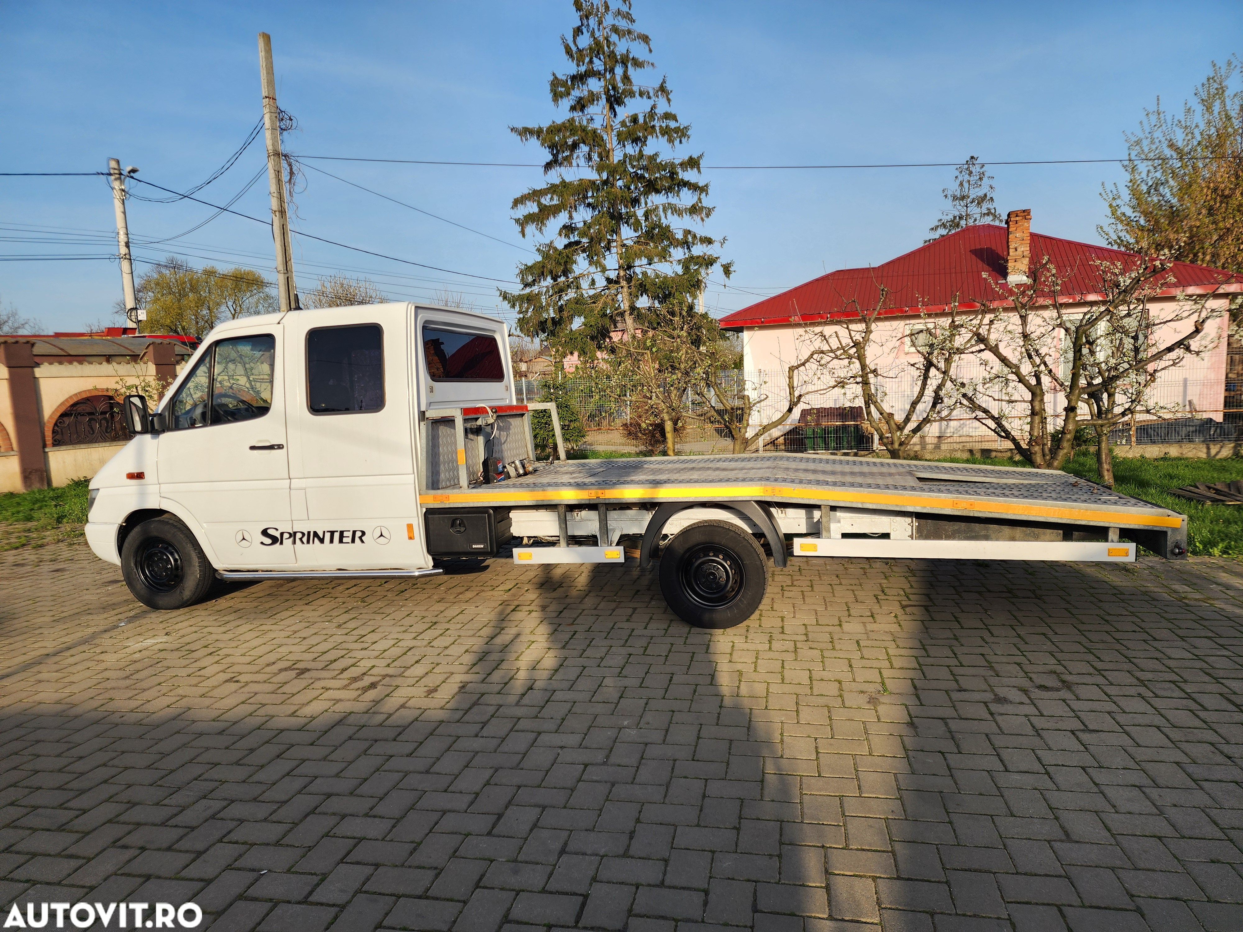 Mercedes-Benz Sprinter - 3