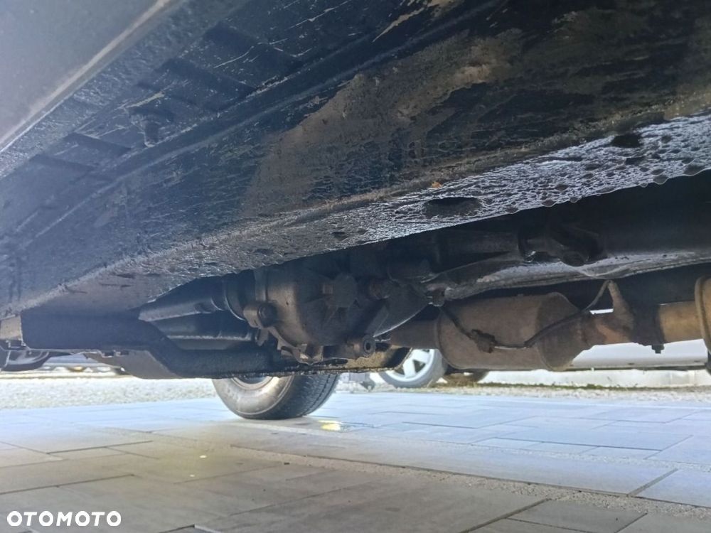Jeep Grand Cherokee - 15