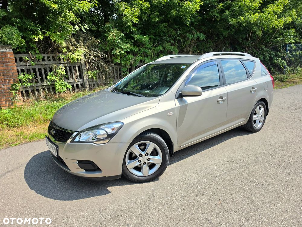 Kia Ceed 1.4 Comfort - 14