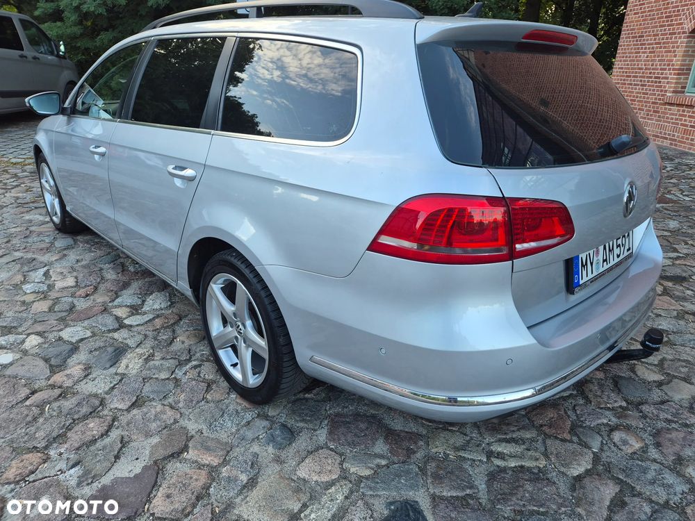 Volkswagen Passat 2.0 TDI DSG BlueMotion Technology Highline - 31