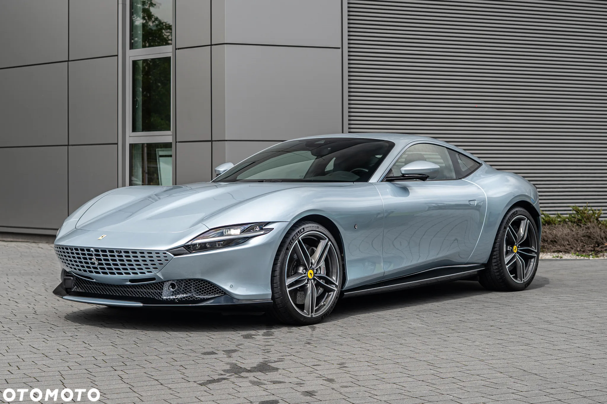 Ferrari Roma - 7