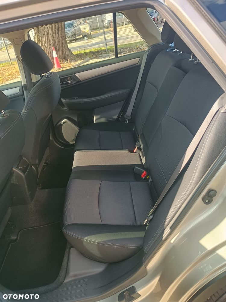 Subaru Outback 2.5i Comfort - 6