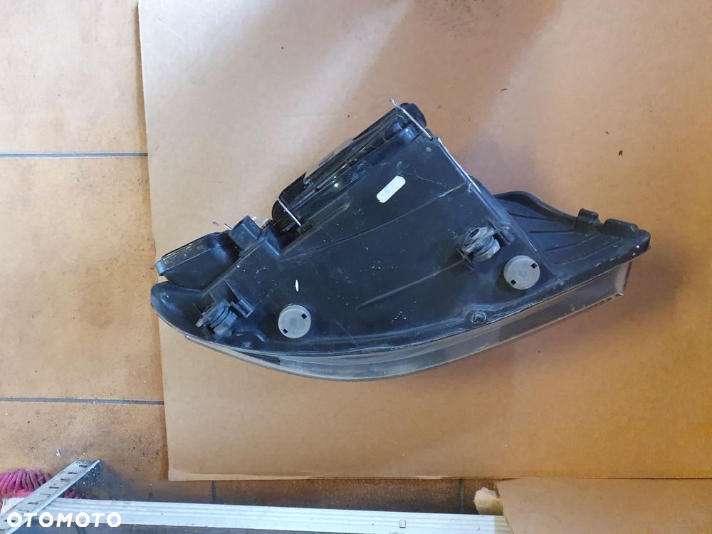 REFLEKTOR PRAWY SEAT IBIZA III 3 02-08 EUROPA - 11