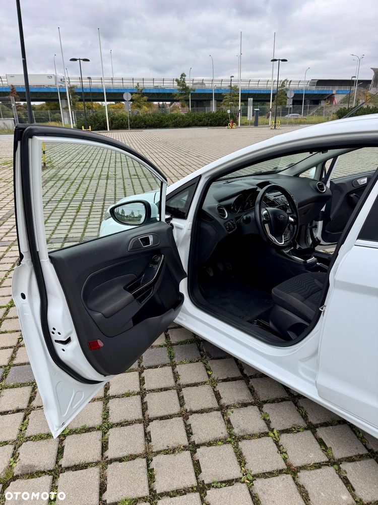 Ford Fiesta - 14