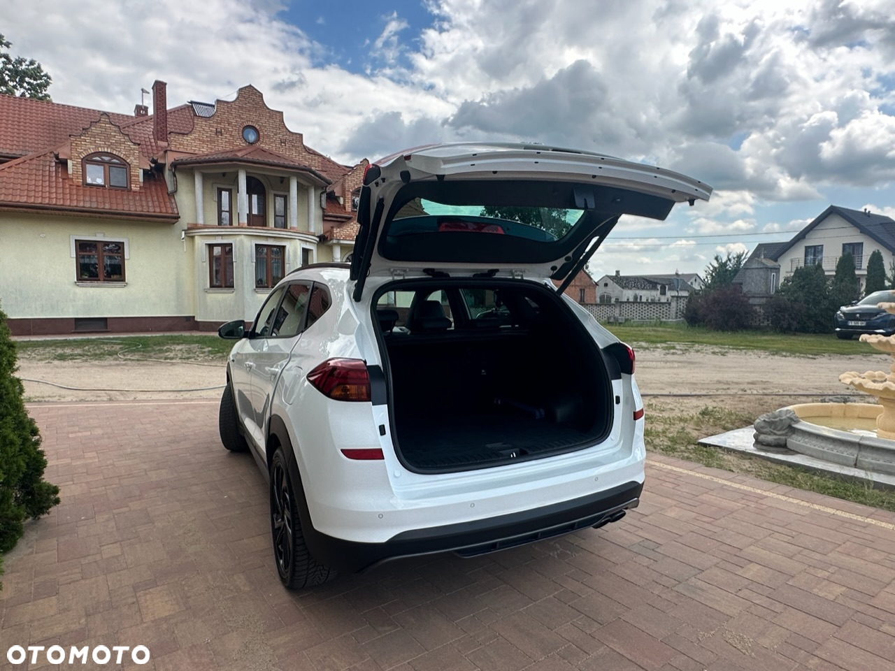 Hyundai Tucson - 14