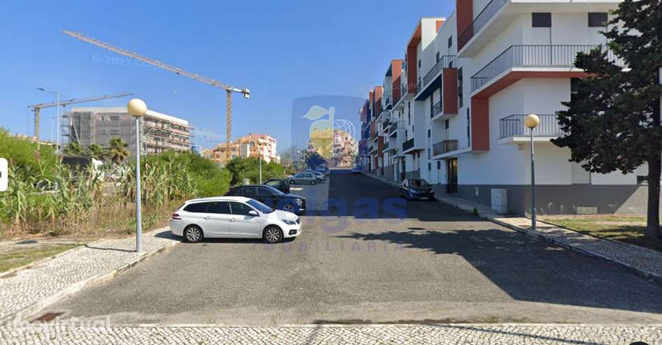 Apartamento novo T2, 2º Andar, c/ Estacionamento e Cozinha Equipada em - Grande imagem: 3/4