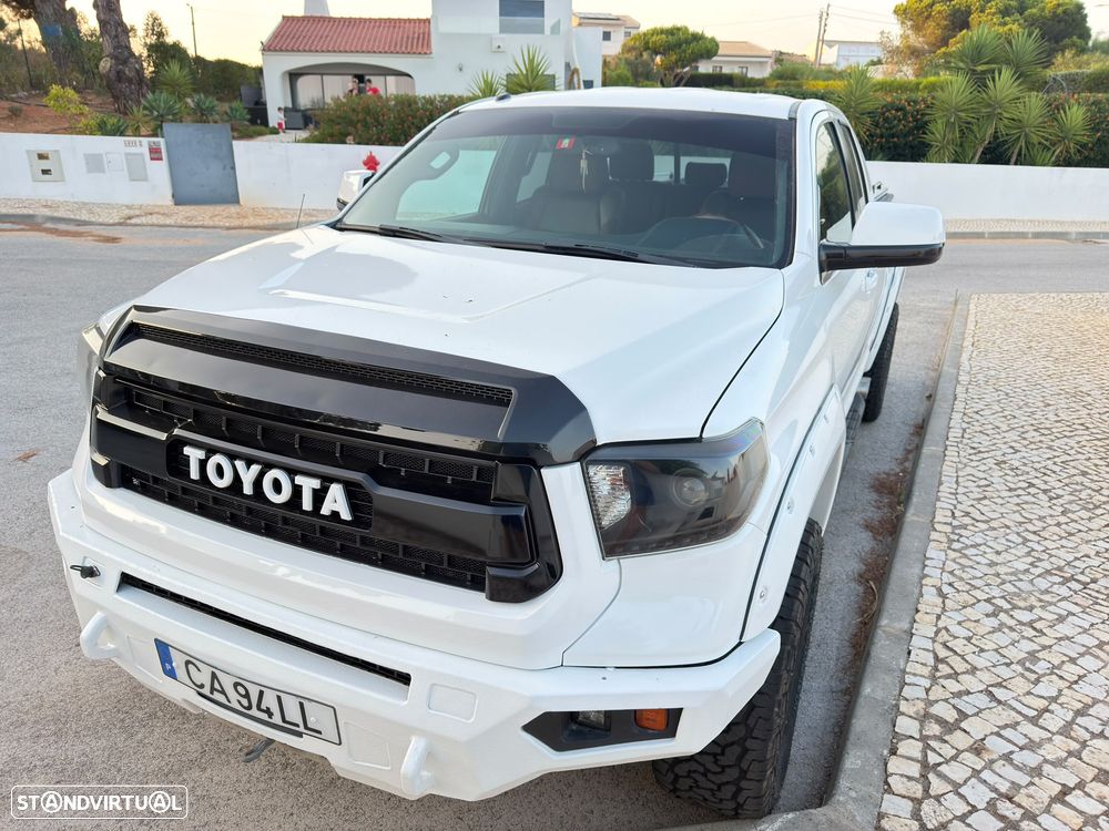 Toyota Tundra - 2
