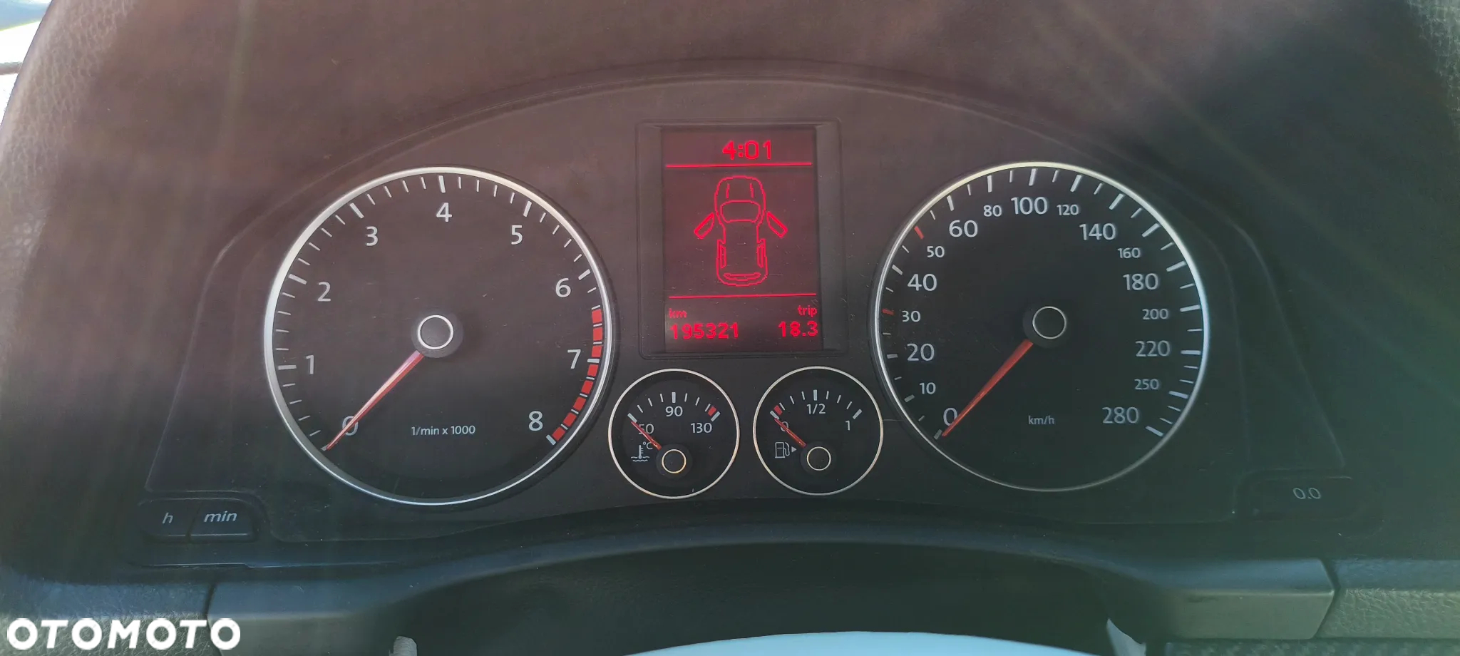 Volkswagen Scirocco 1.4 TSI Perfectline R-Style - 39