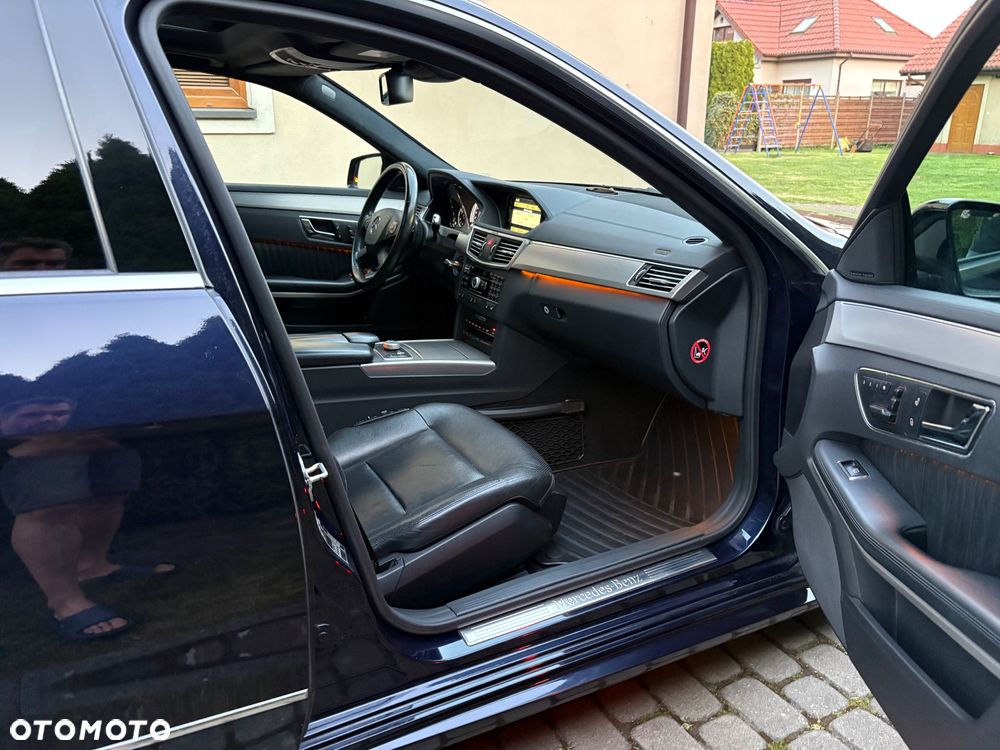 Mercedes-Benz Klasa E 350 CDI 4-Matic BlueEff Avantgarde - 21