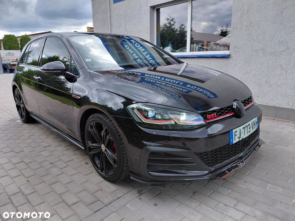 Volkswagen Golf - 15