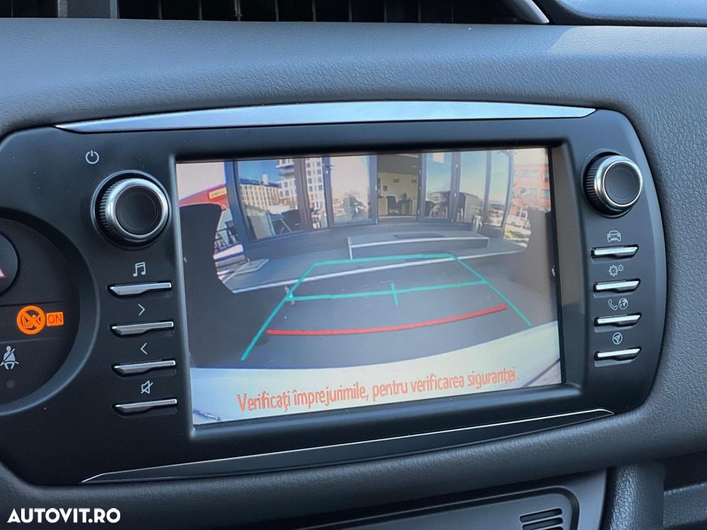 Toyota Yaris 1.5 VVT-i HSD Dynamic - 20