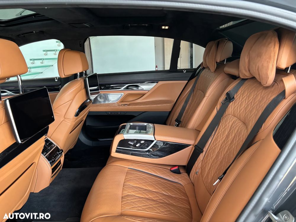 BMW Seria 7 745Le xDrive - 13