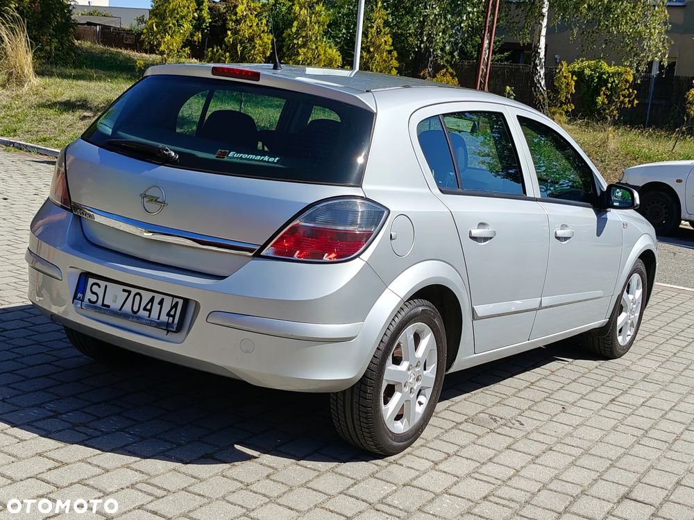 Opel Astra 1.8 Elegance - 9