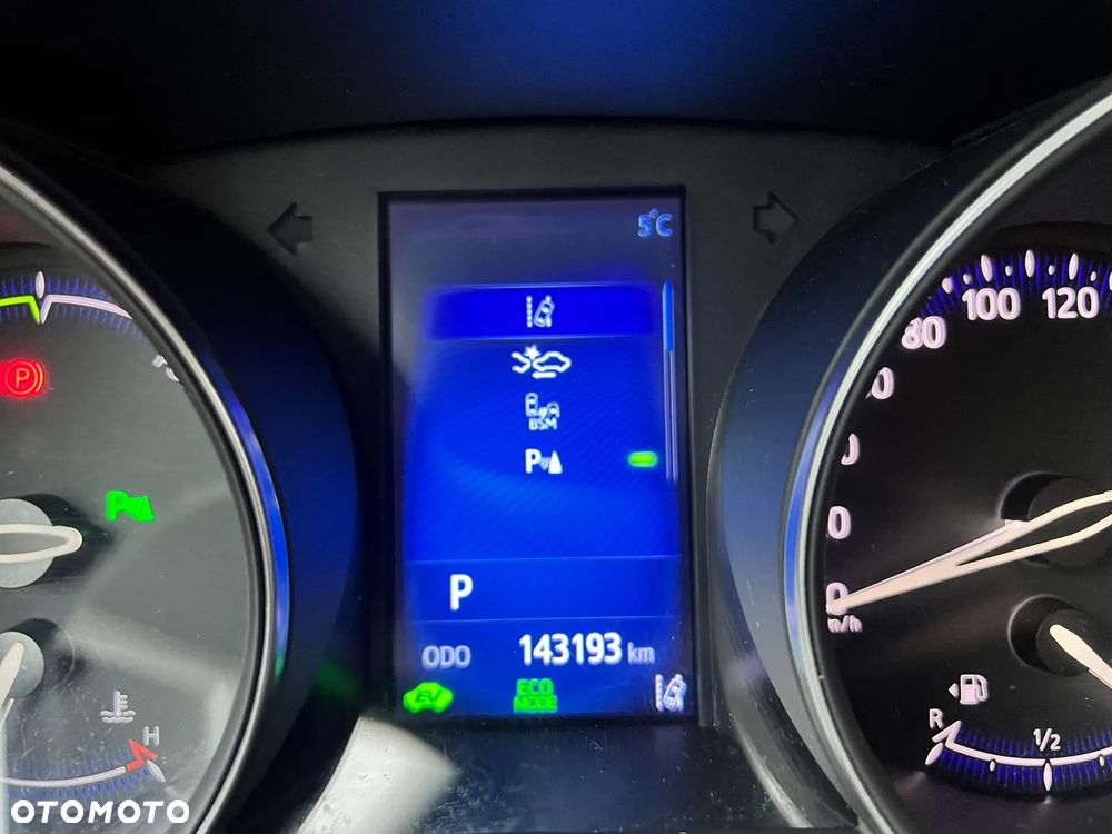 Toyota C-HR 1.8 Hybrid Neon Lime powered by JBL - 14