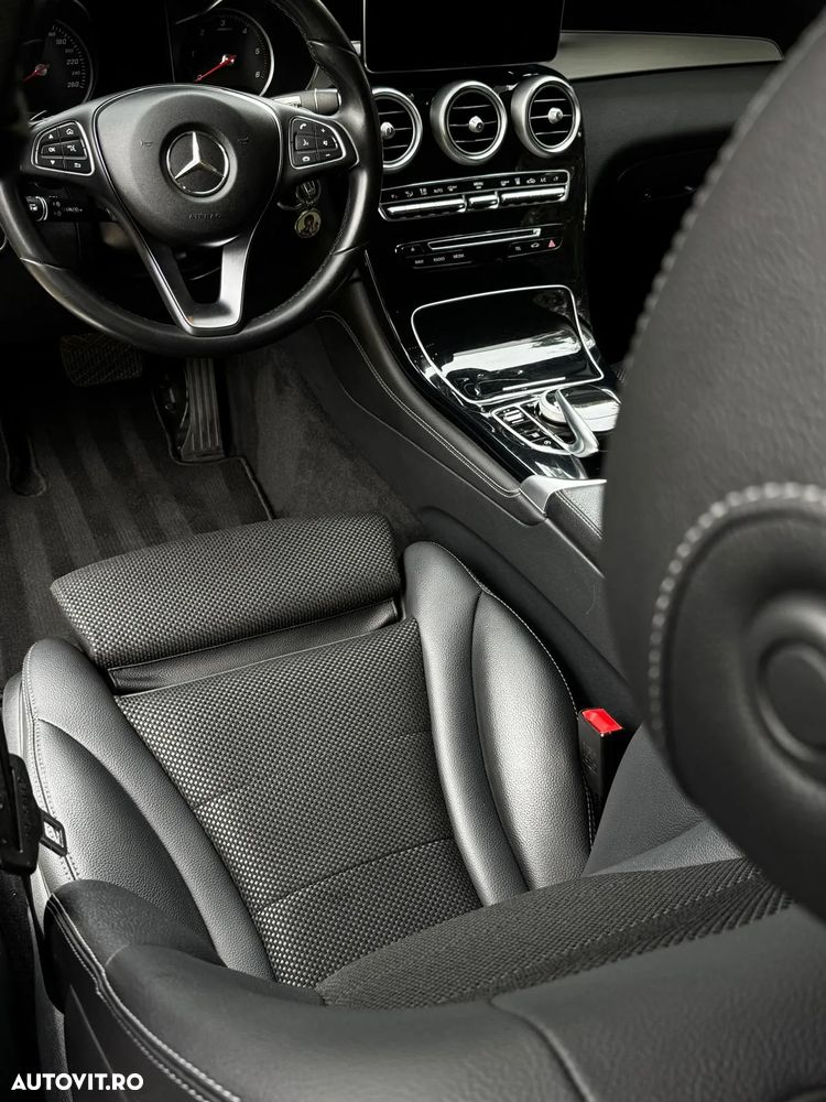 Mercedes-Benz GLC 250 d 4Matic 9G-TRONIC AMG Line - 10