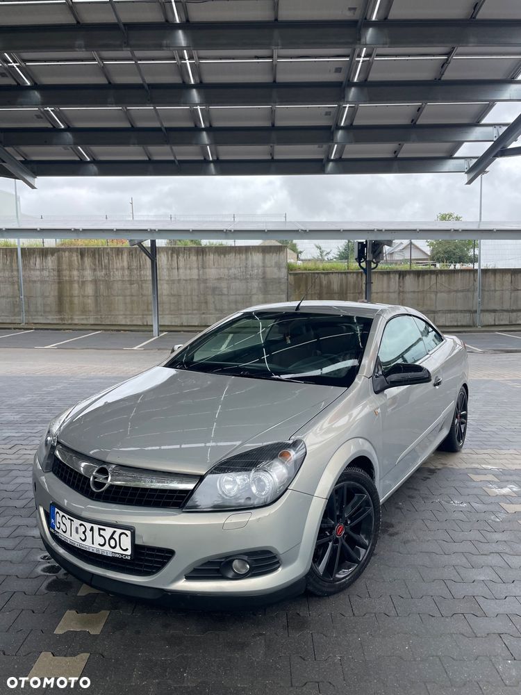 Opel Astra 1.6 T Cosmo - 9