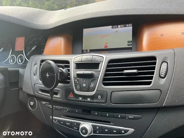 Renault Laguna Grandtour 2.0 dCi FAP Initiale - 11